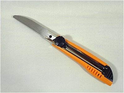 ダイソーのカッターナイフ型のノコギリ