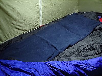 冬のキャンプに使う電気毛布
