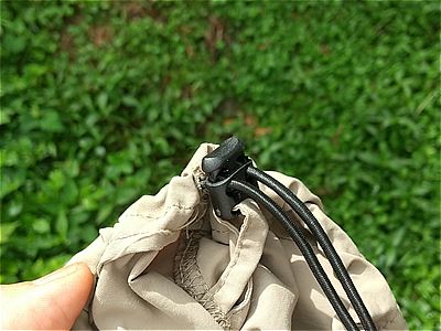 裾部分がドローコードで調整が出来るのがポイントが高い