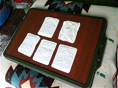 雪中キャンプで使う使い捨てカイロ